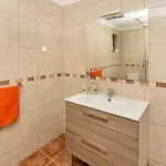 Vila Anabela *