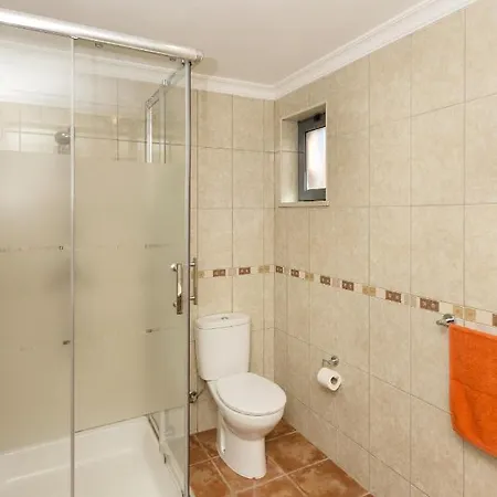 Anabela * Албуфейра