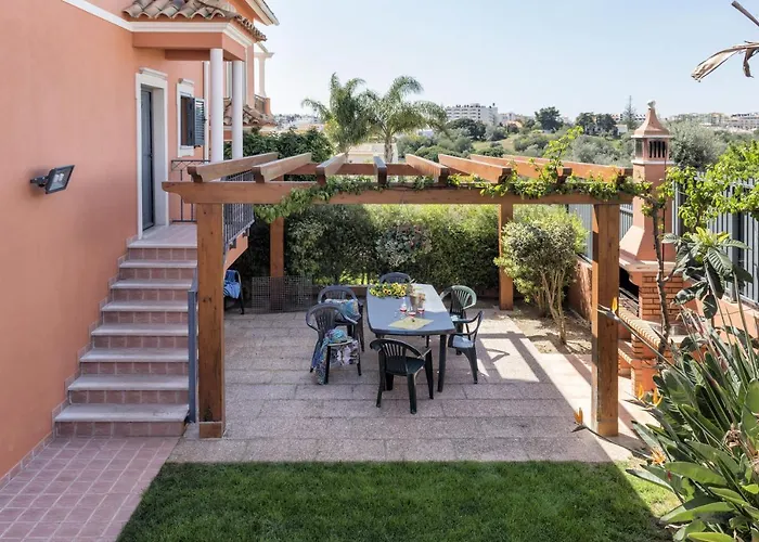 Anabela 阿尔布费拉